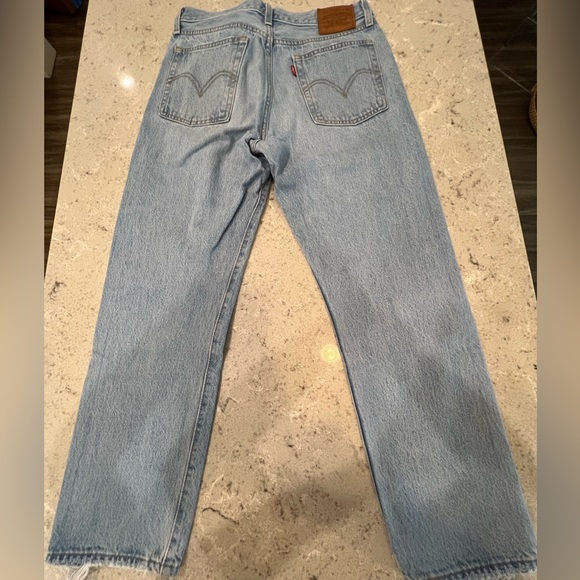 Levi’s Wedgie Straight Ankle Length - Picture 4 of 5